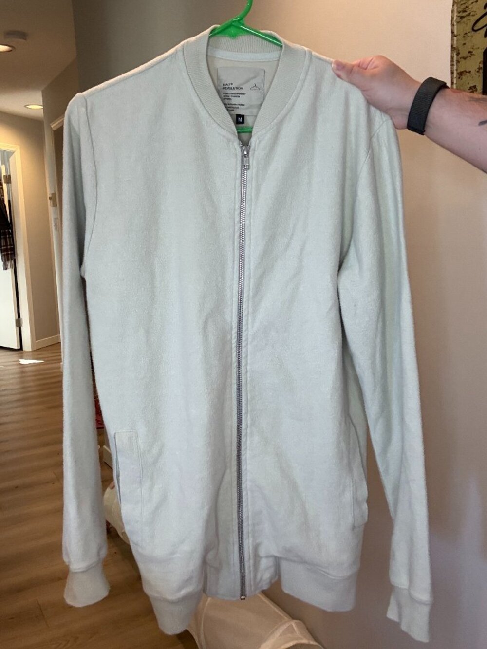 RVLT Revolution - Men's Size Medium - Lightweight Zip Up Jacket